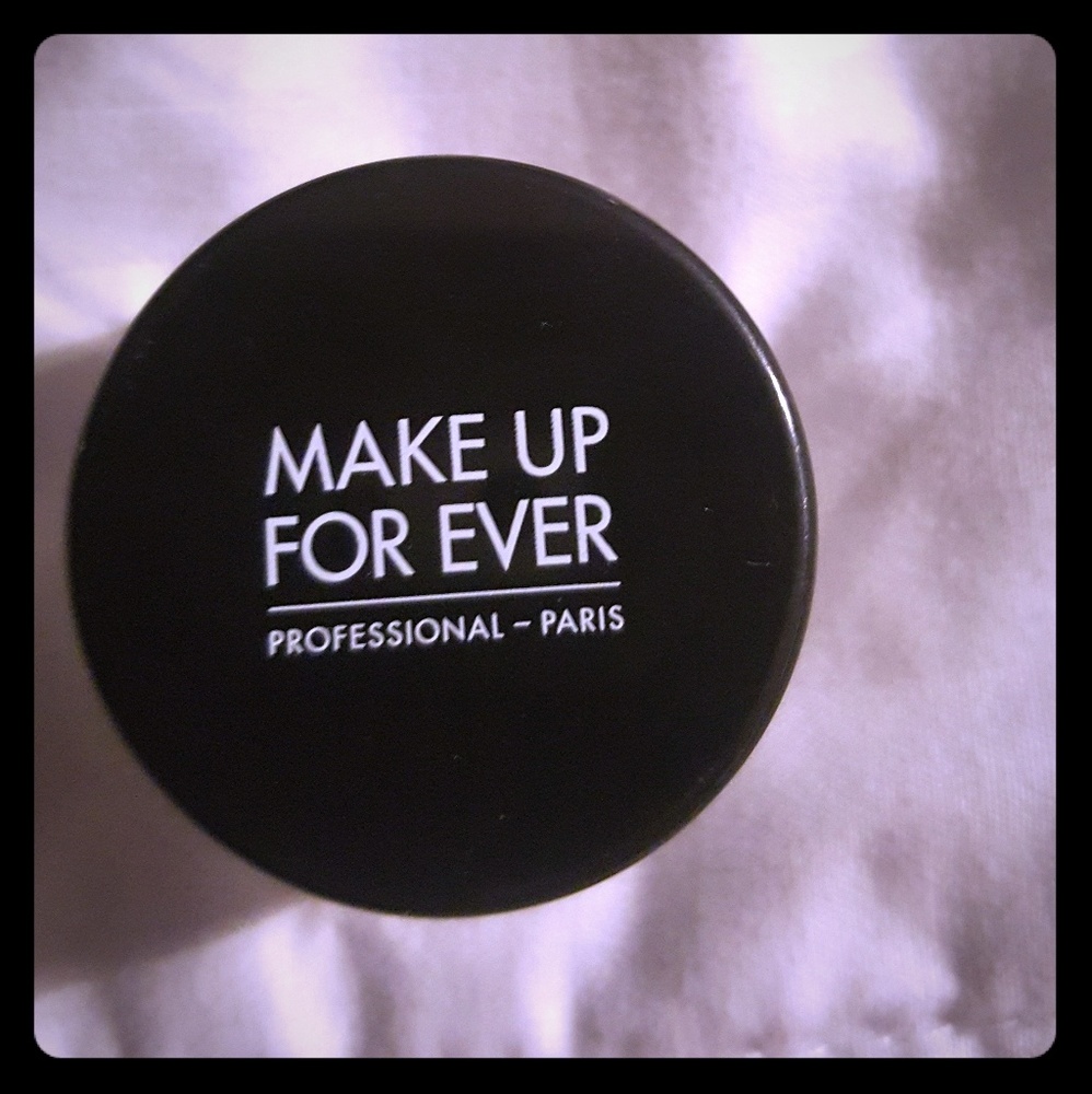 Make Up For Ever Micro HD finishing powder